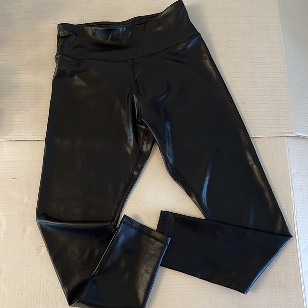 NWOT Electric Yoga Widow Coated Leggings - Picture 6 of 7